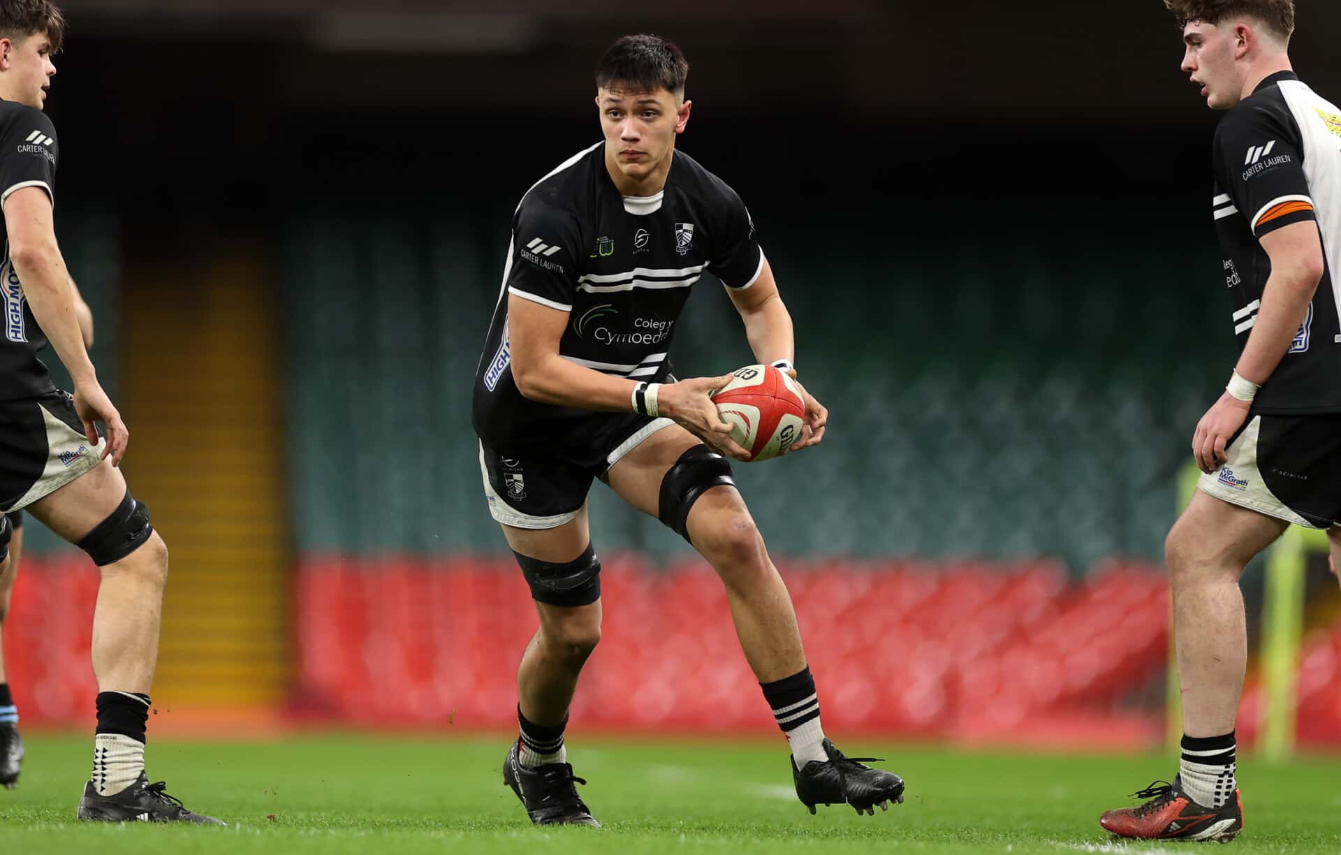 Five try Ponty upset odds to win first Dewar Shield title in six years